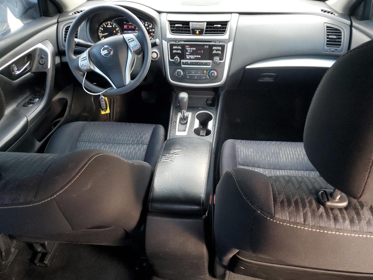 2017 Nissan Altima - Image 8