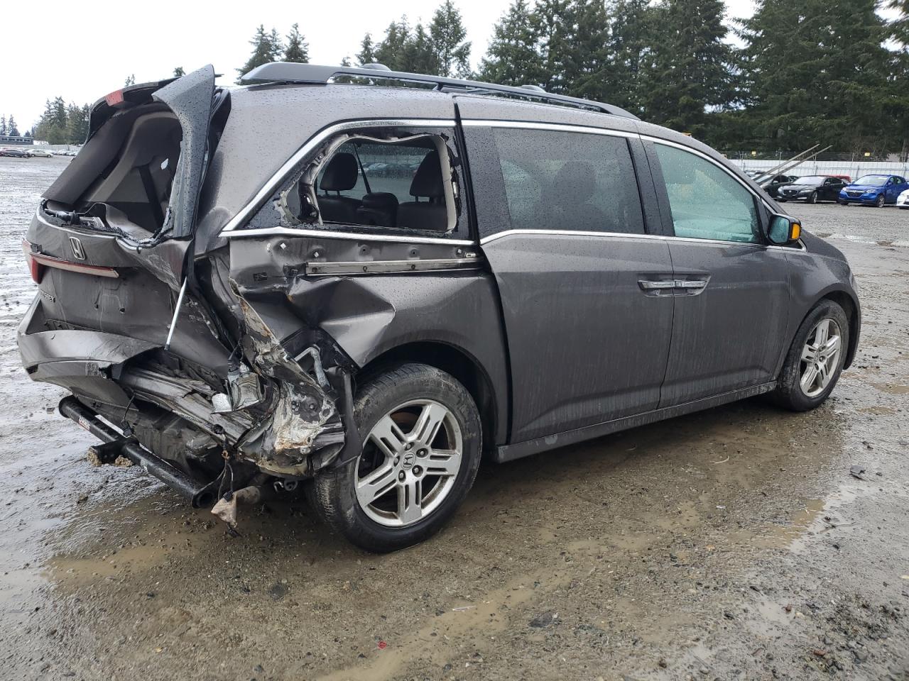 2013 Honda Odyssey - Image 3