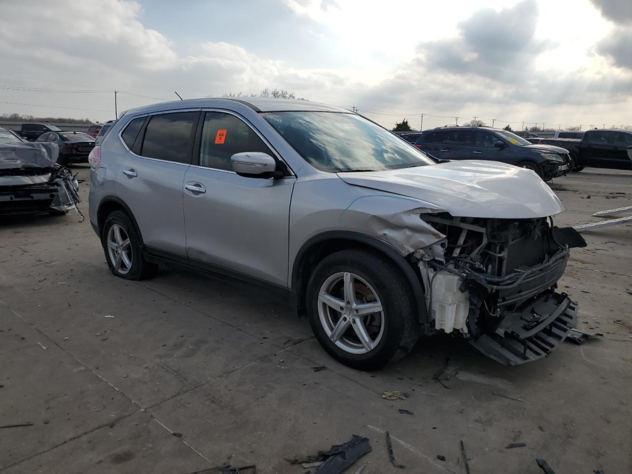 2014 Nissan Rogue - Image 4