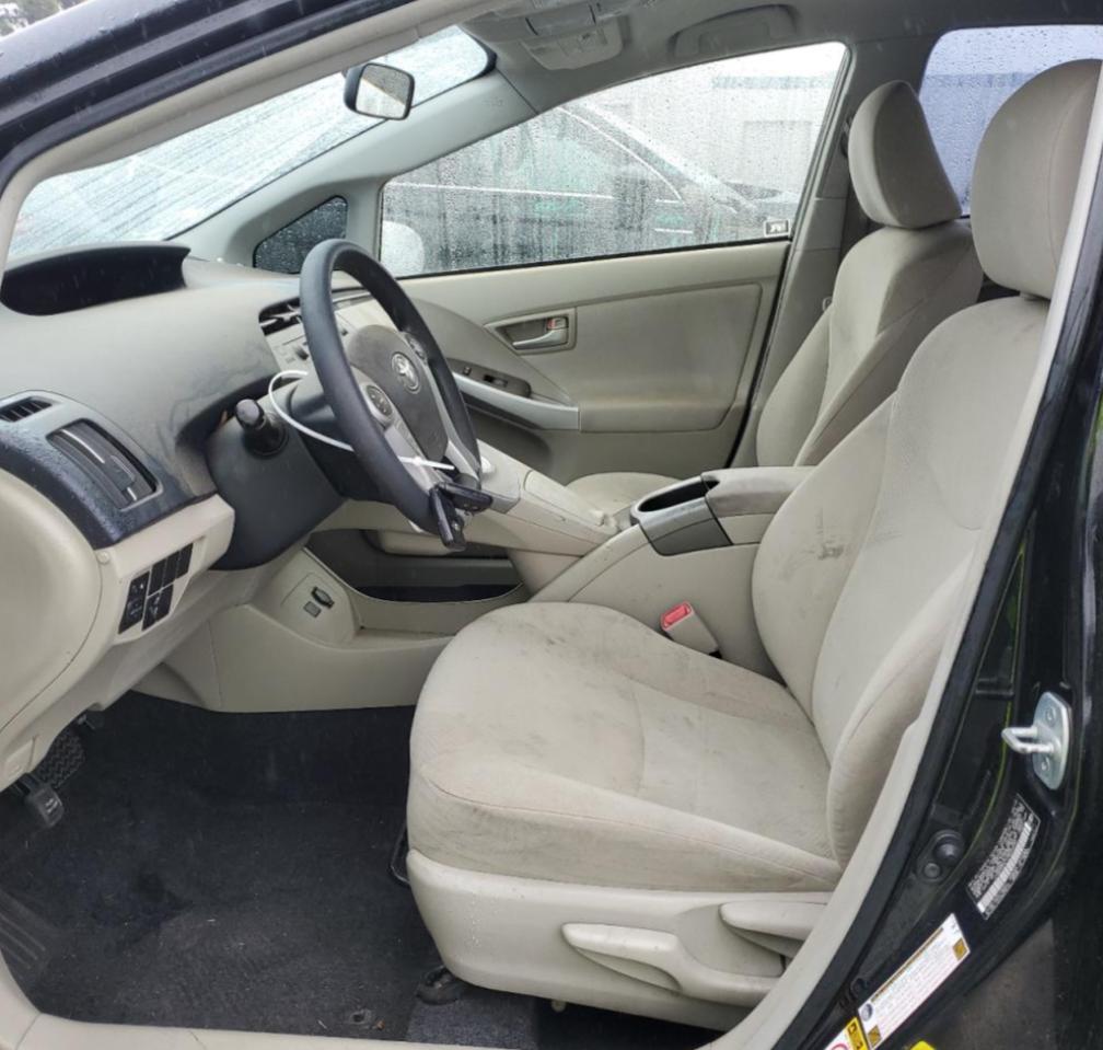 2013 Toyota Prius - Image 7