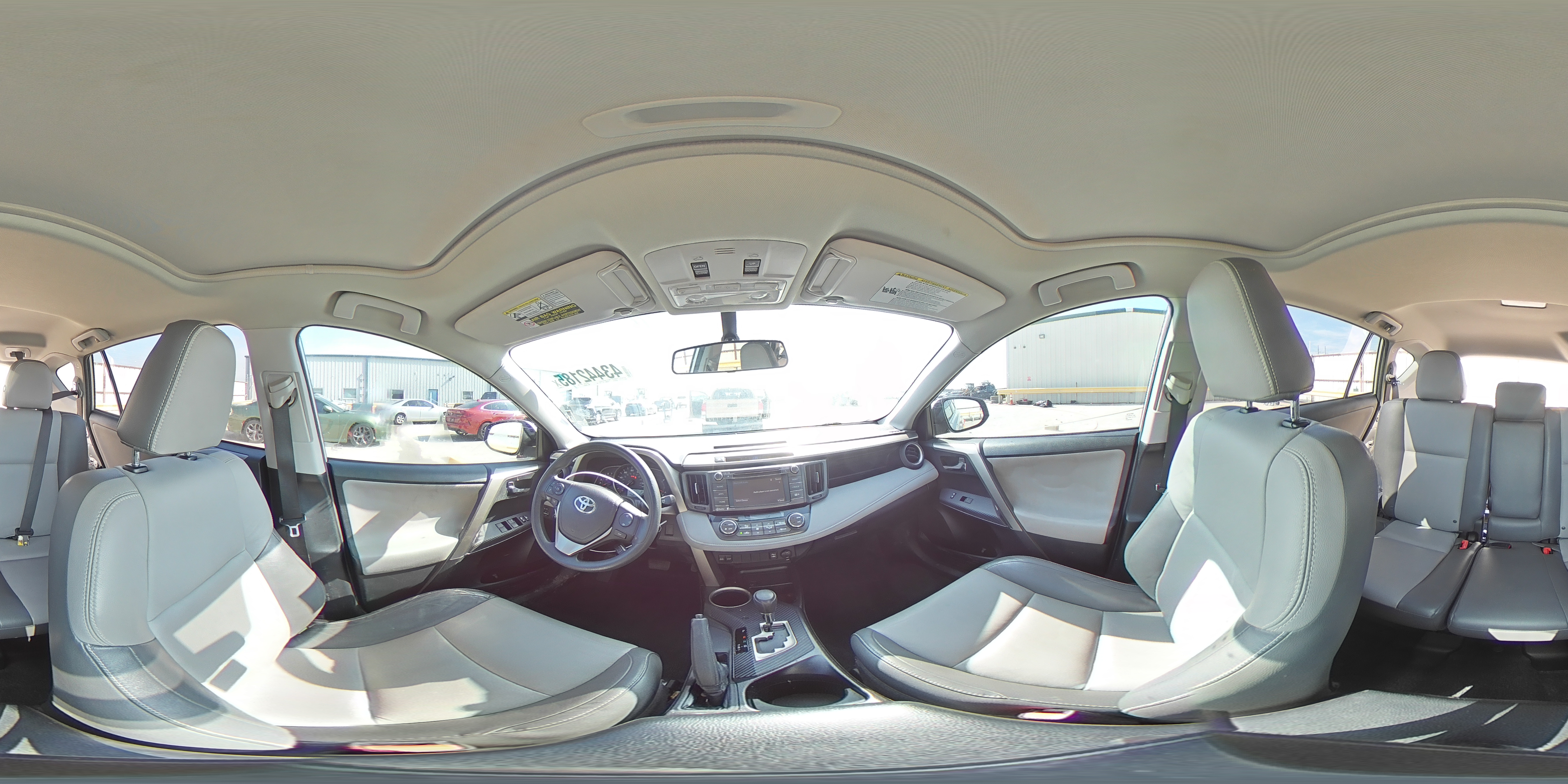 2015 Toyota RAV 4 - Image 15