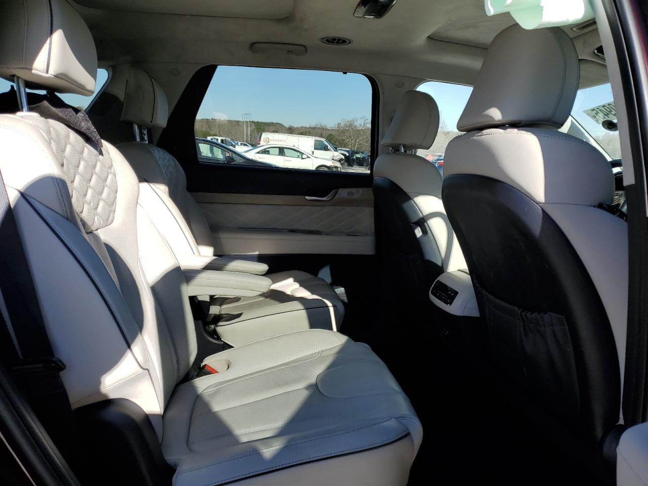 2022 Hyundai Palisade - Image 12