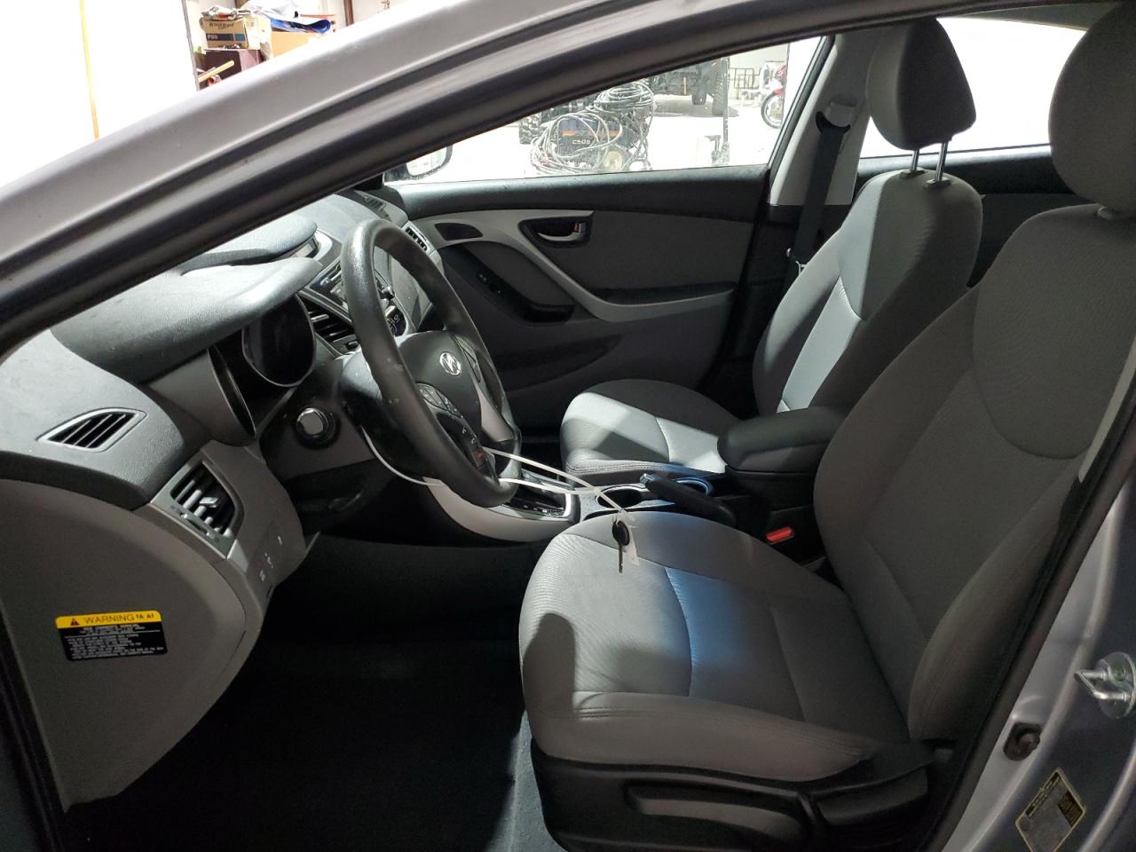 2016 Hyundai Elantra - Image 7