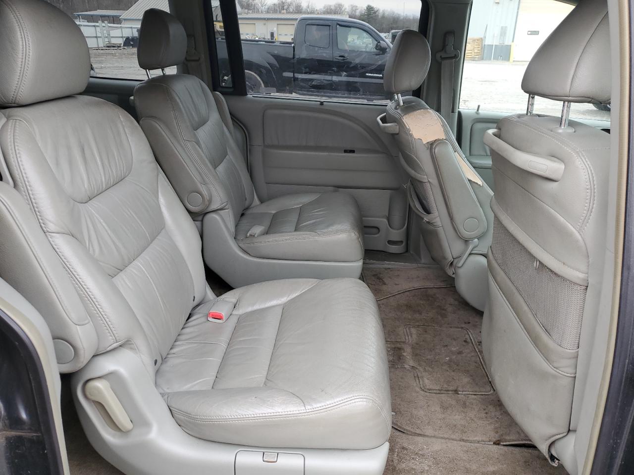 2006 Honda Odyssey - Image 11