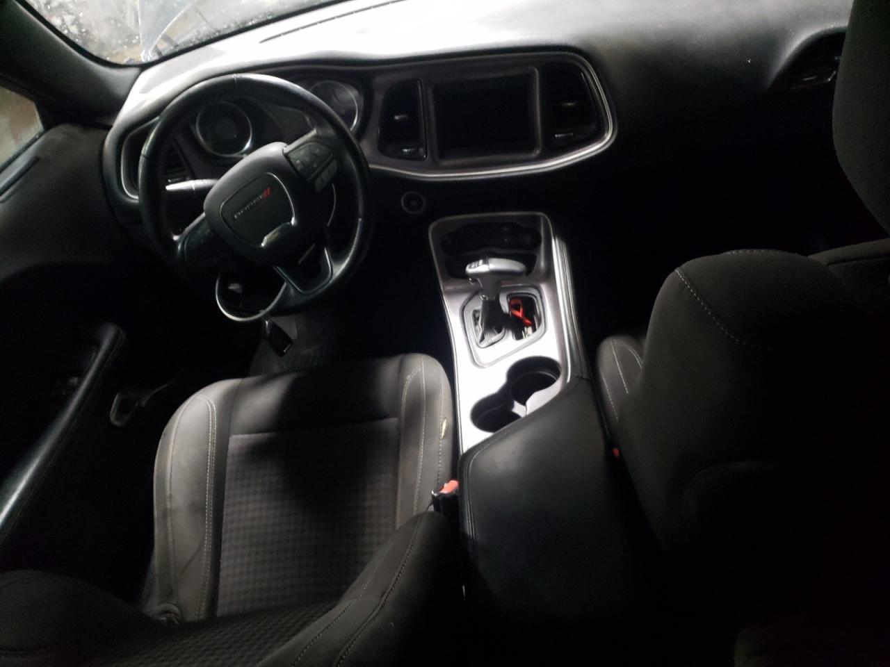 2019 Dodge Challenger - Image 8