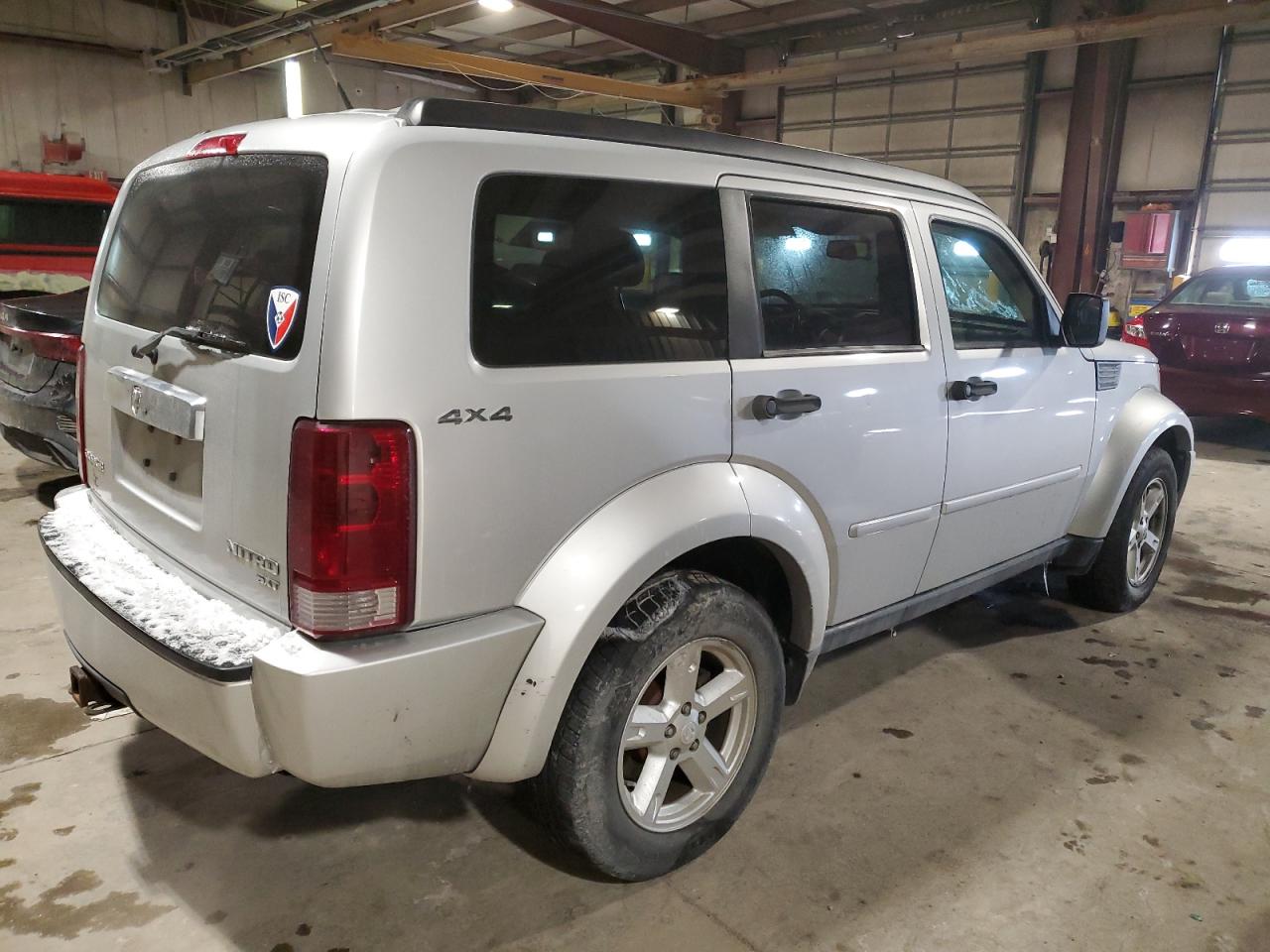 2010 Dodge Nitro - Image 3