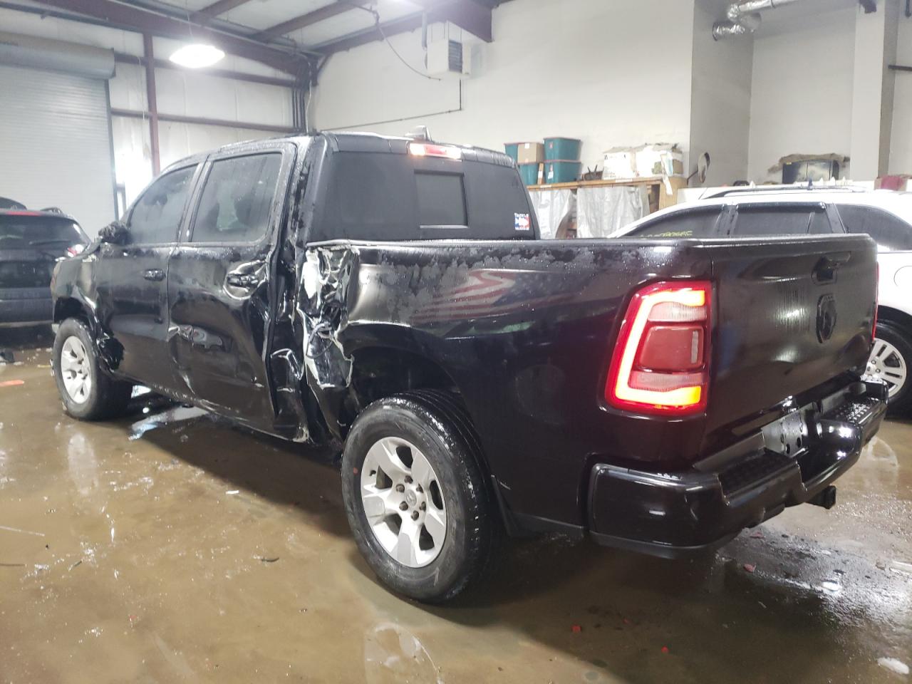 2019 RAM 1500 - Image 2