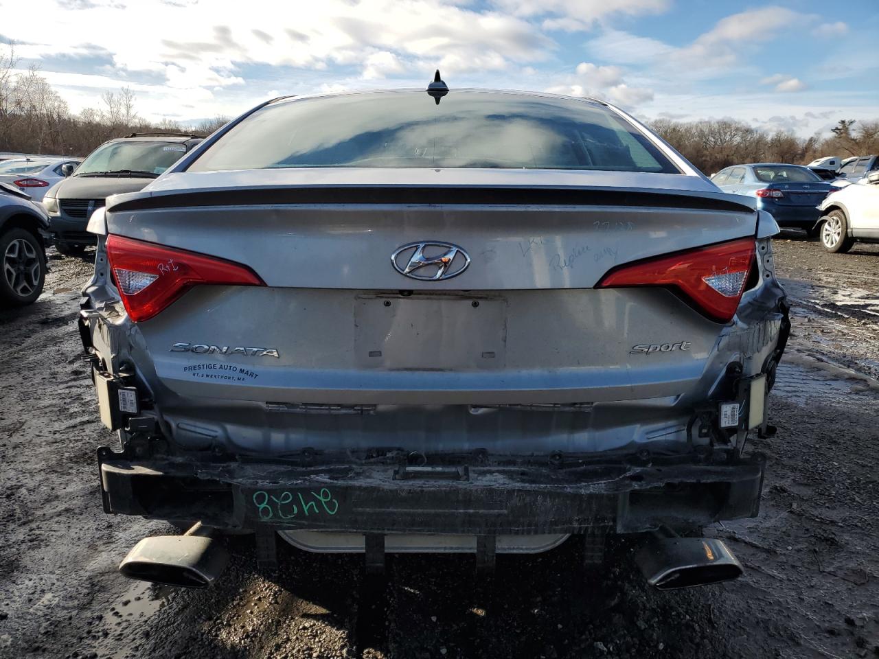 2015 Hyundai Sonata - Image 6