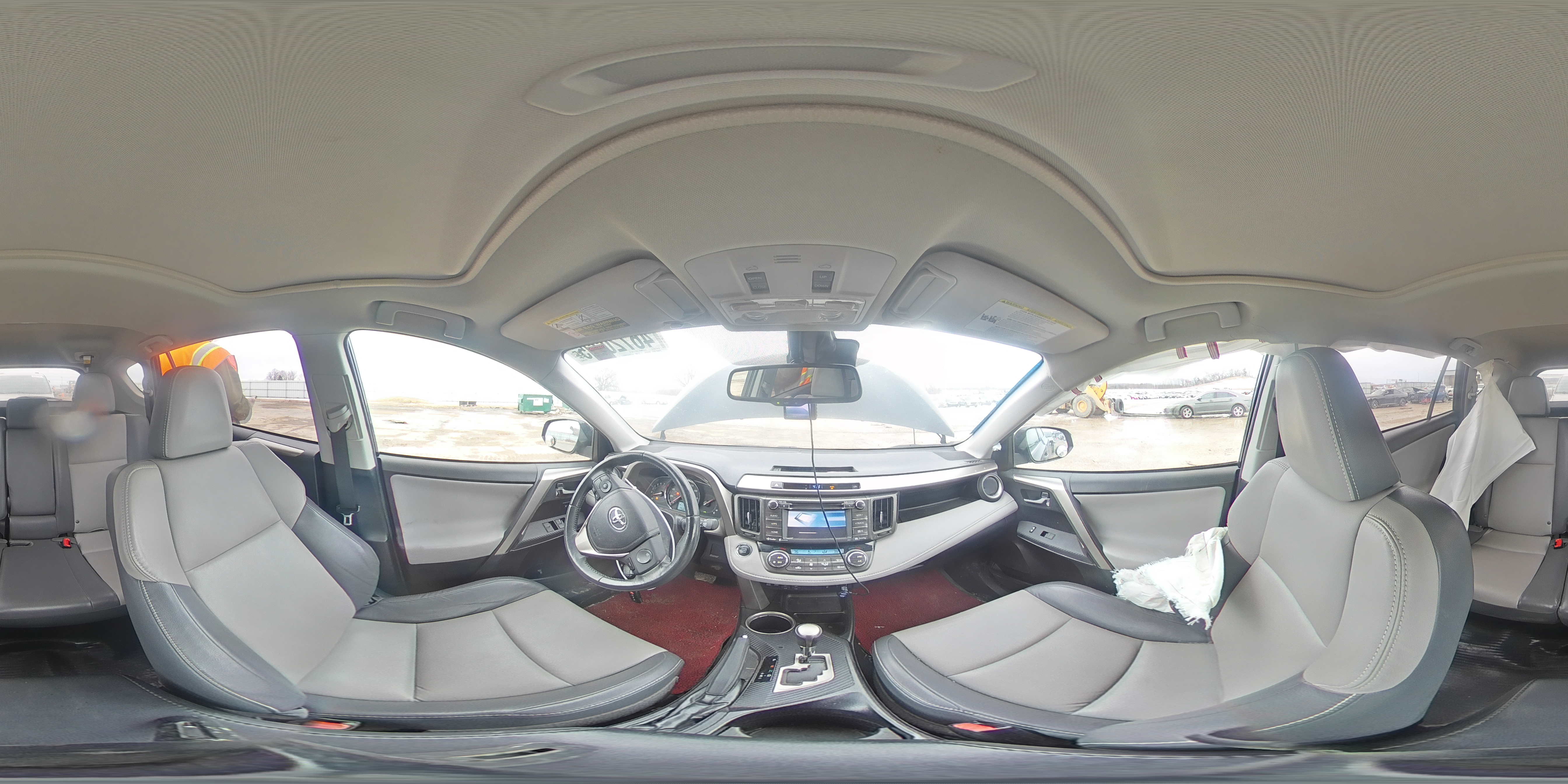 2014 Toyota RAV 4 - Image 12