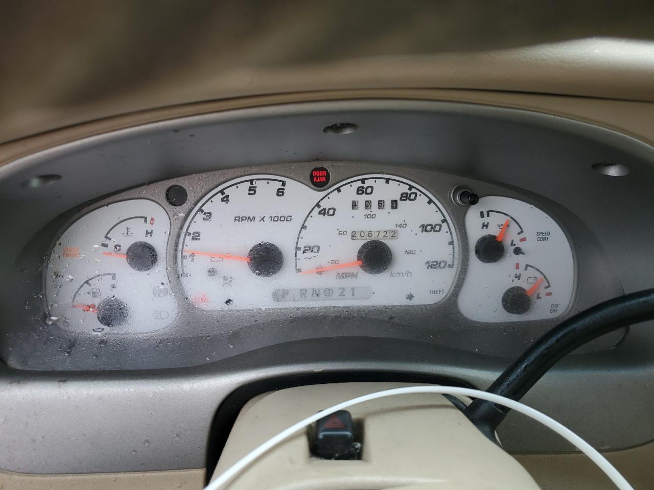 2003 Ford Explorer - Image 9