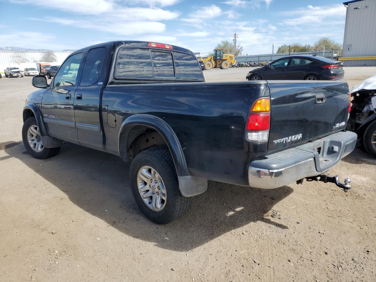 2004 Toyota Tundra - Image 2