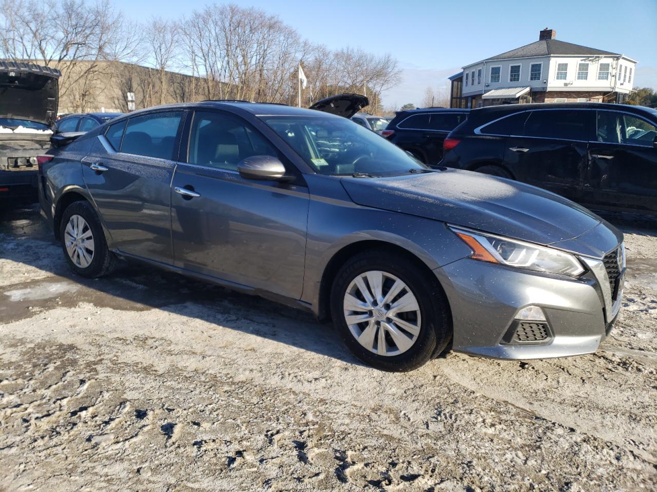 2019 Nissan Altima - Image 4