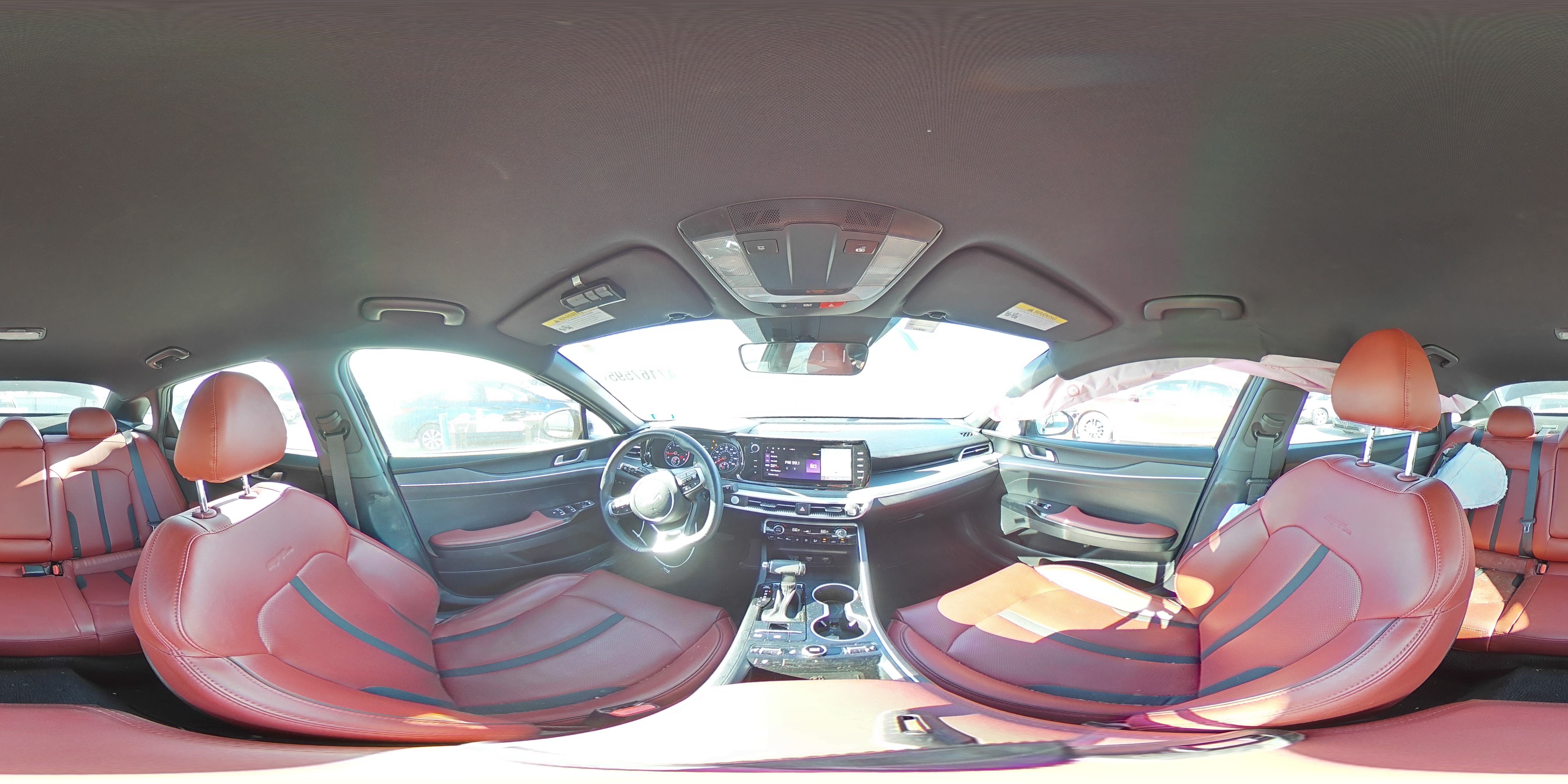 2023 Kia K5 - Image 12