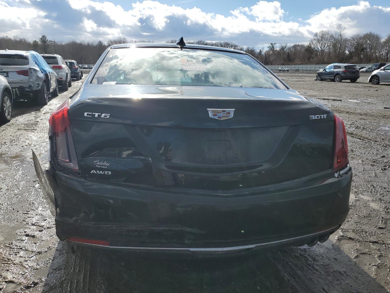 2017 Cadillac CT6 - Image 6