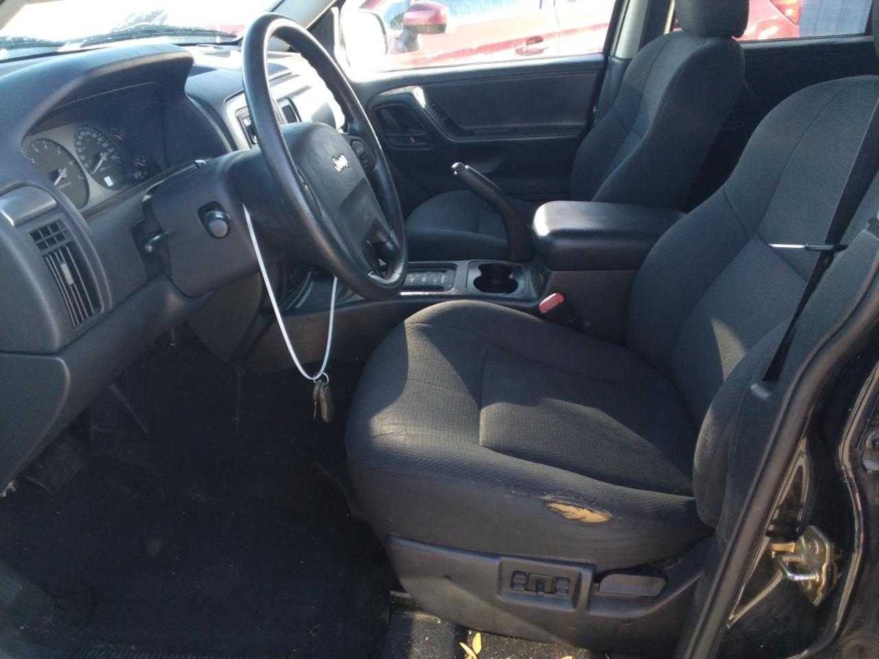 2002 Jeep Grand Cherokee - Image 7