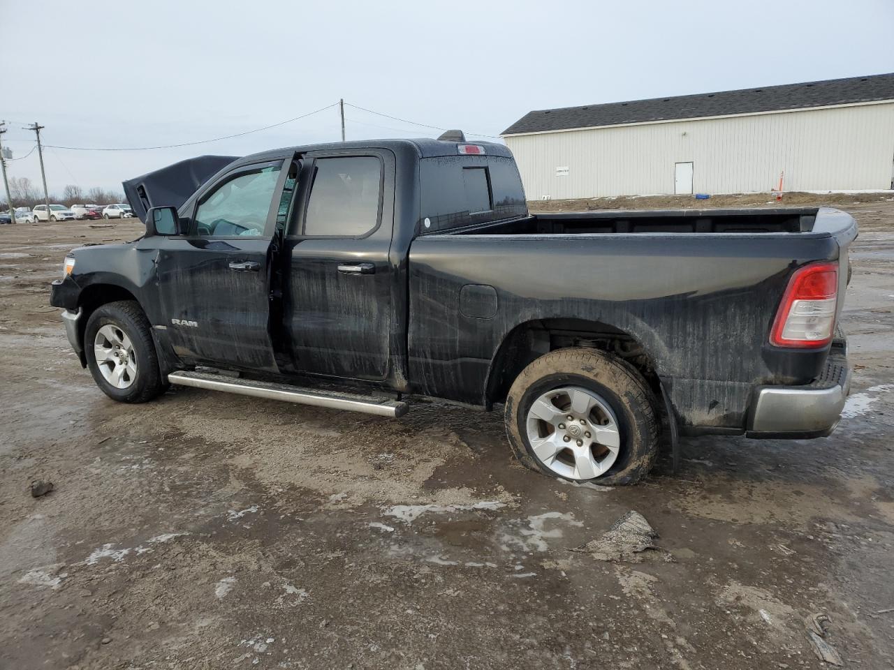2020 RAM 1500 - Image 2