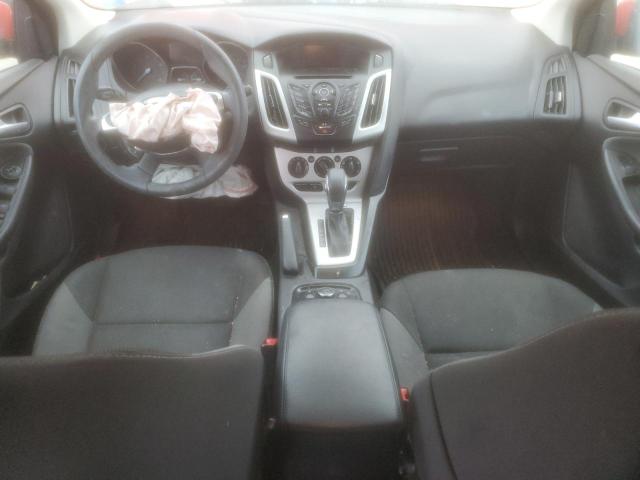 Хэтчбеки FORD FOCUS 2014 Красный