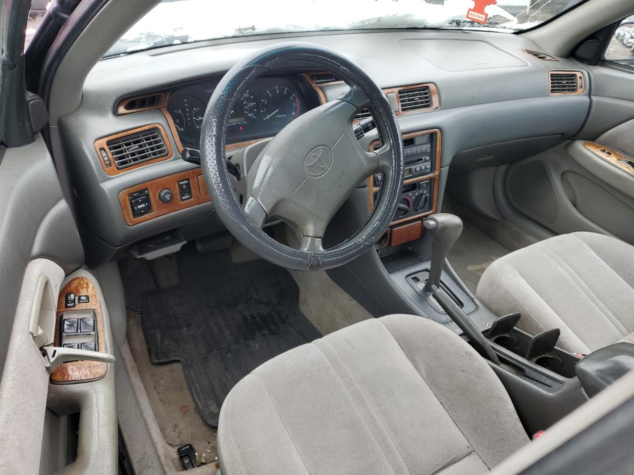 1998 Toyota Camry - Image 8
