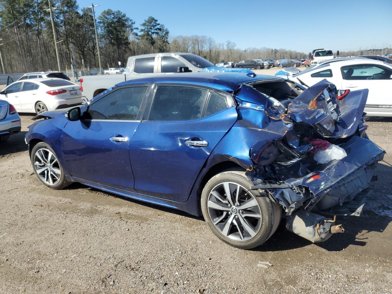 2020 Nissan Maxima - Image 2