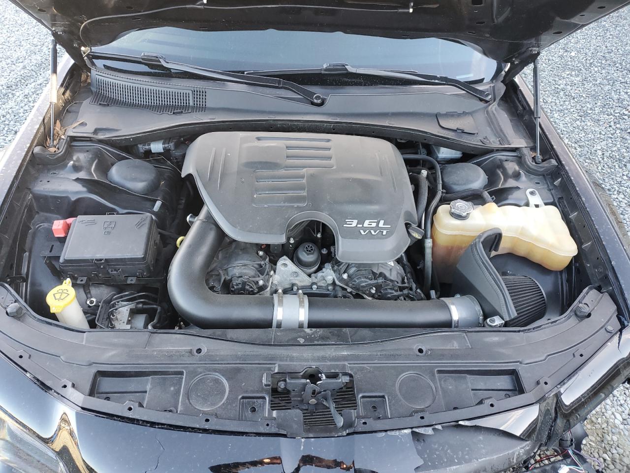 2018 Chrysler 300 - Image 12