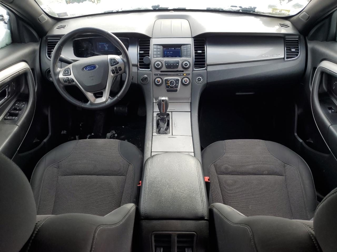 2015 Ford Taurus - Image 8