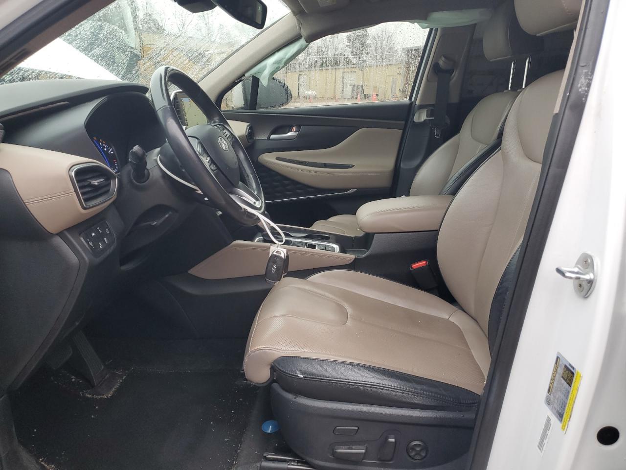 2019 Hyundai Santa Fe - Image 7