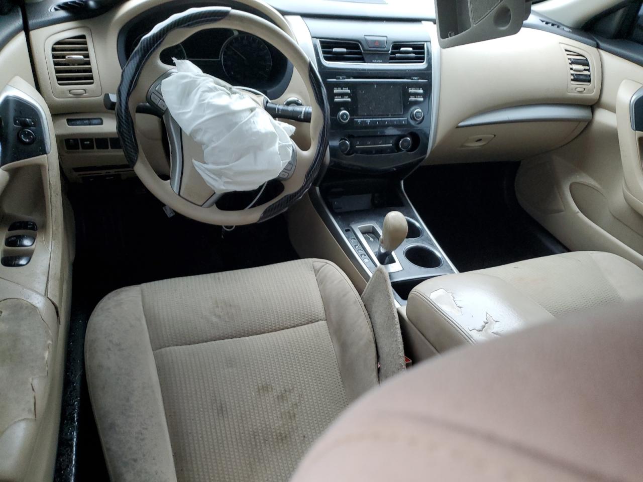 2015 Nissan Altima - Image 8