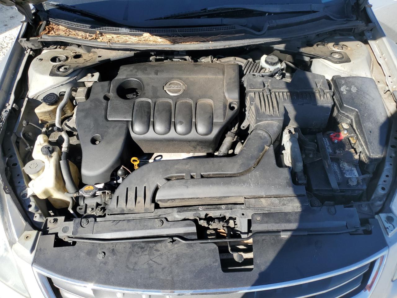 2010 Nissan Altima - Image 11