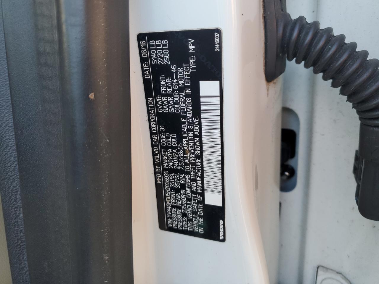 2017 Volvo XC60 - Image 13