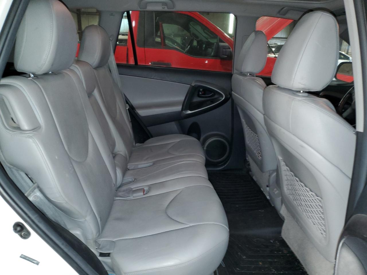 2012 Toyota RAV 4 - Image 11