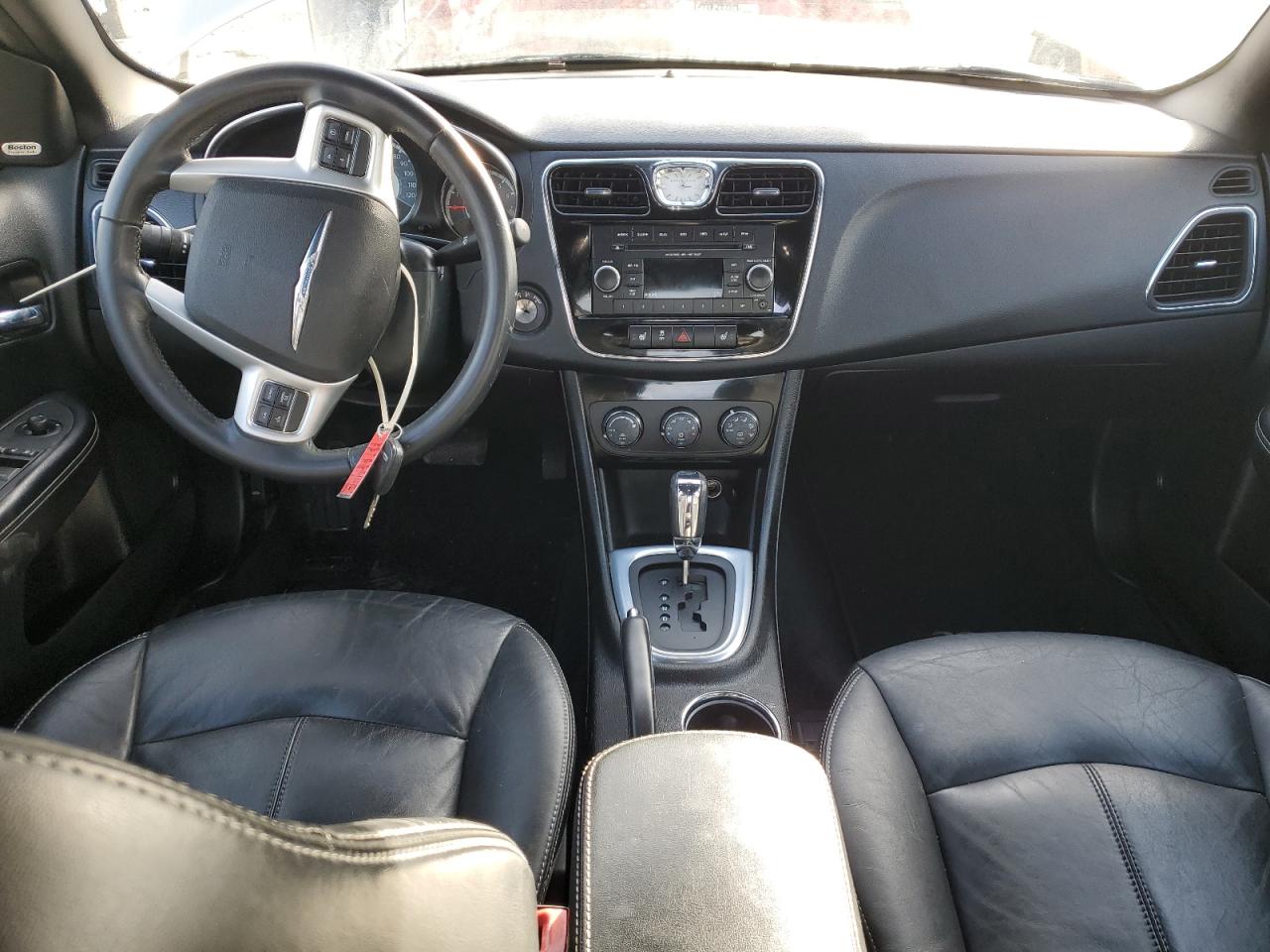 2013 Chrysler 200 - Image 8