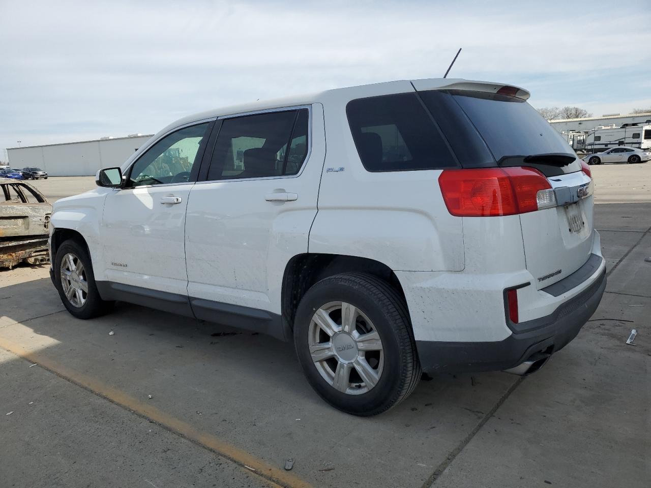 2016 GMC Terrain - Image 2