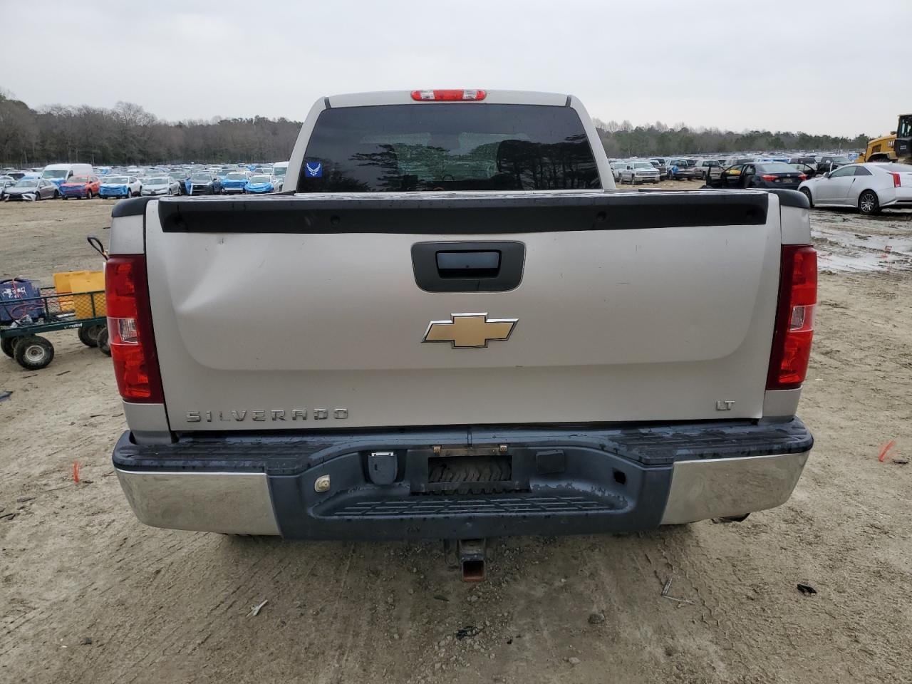 2008 Chevrolet Silverado - Image 6