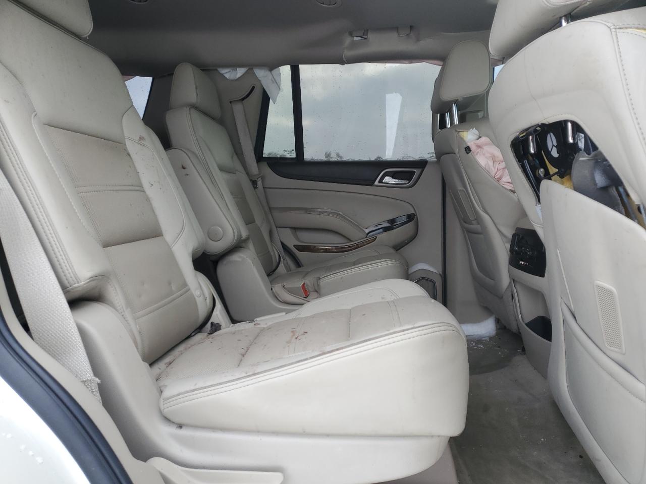 2015 GMC Yukon - Image 12