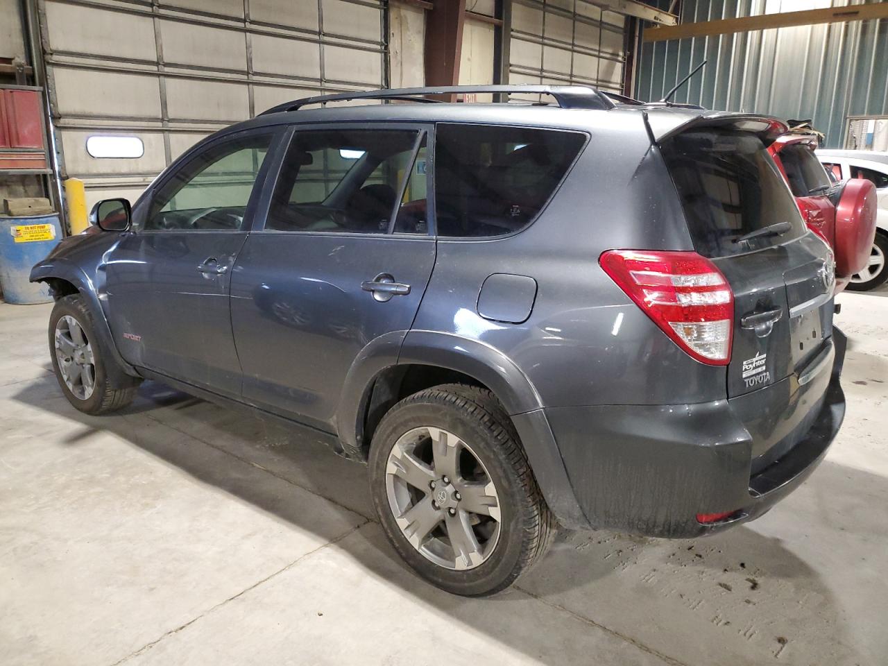 2009 Toyota RAV 4 - Image 2