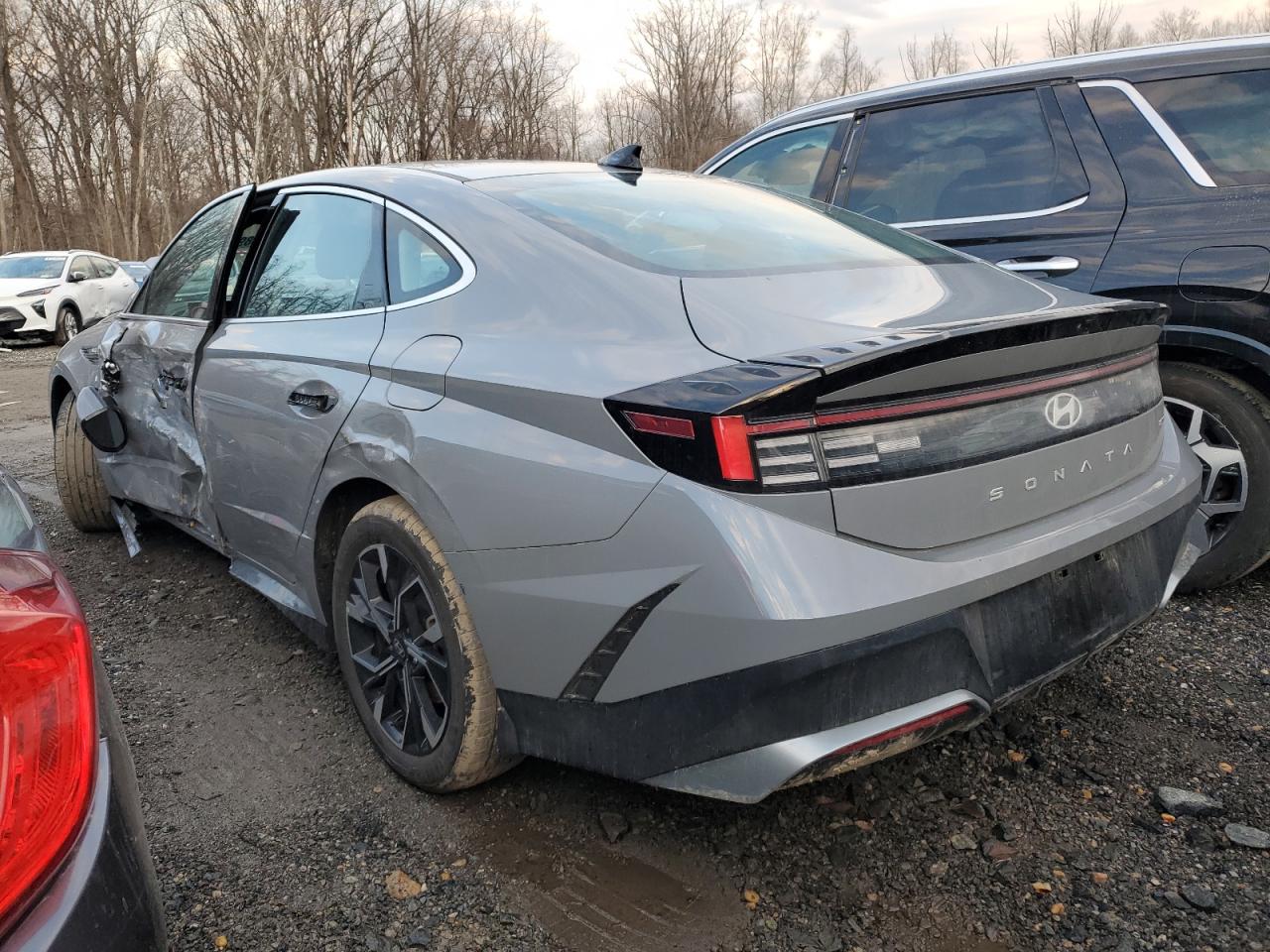 2024 Hyundai Sonata - Image 2