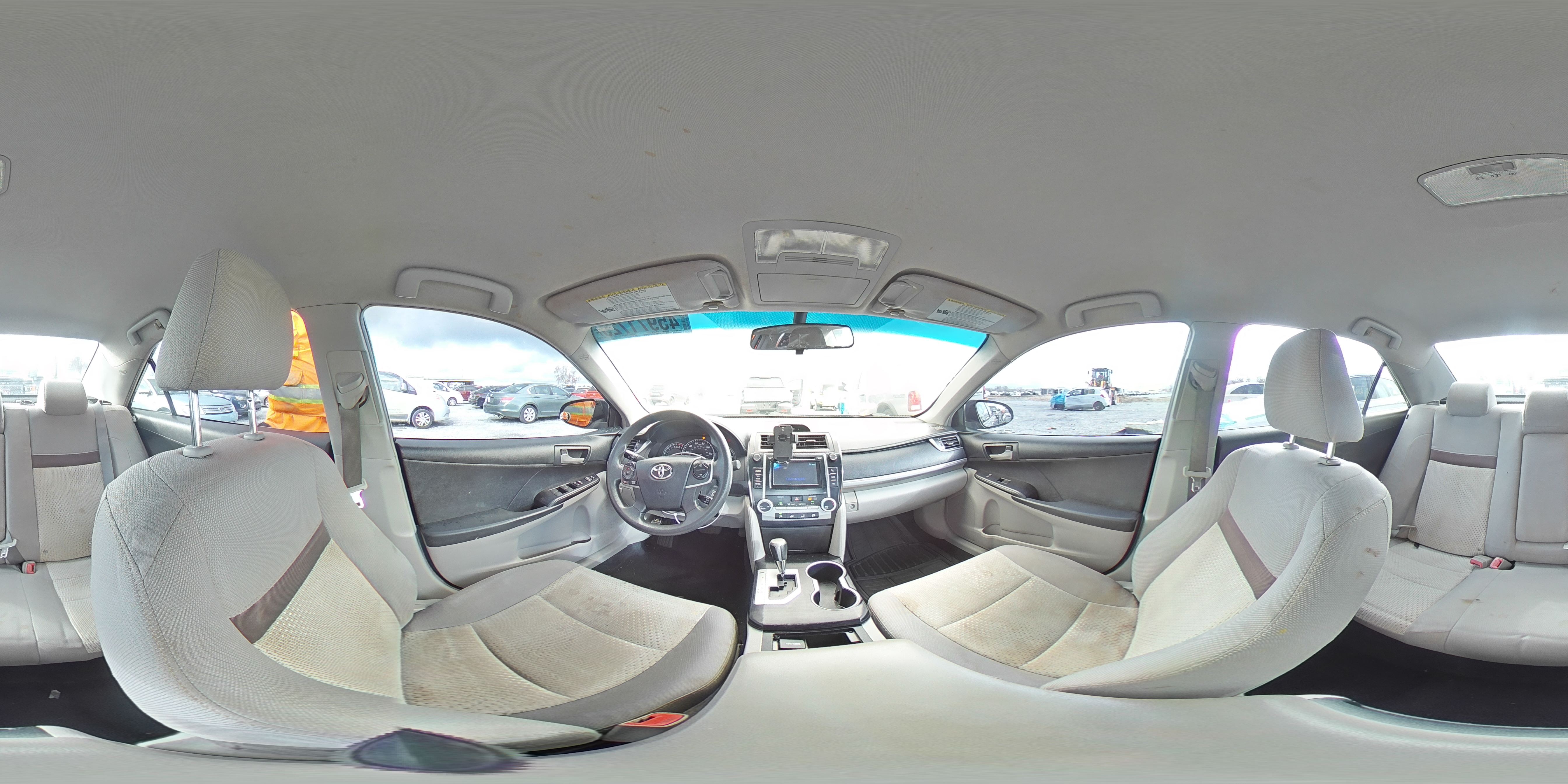 2012 Toyota Camry - Image 12