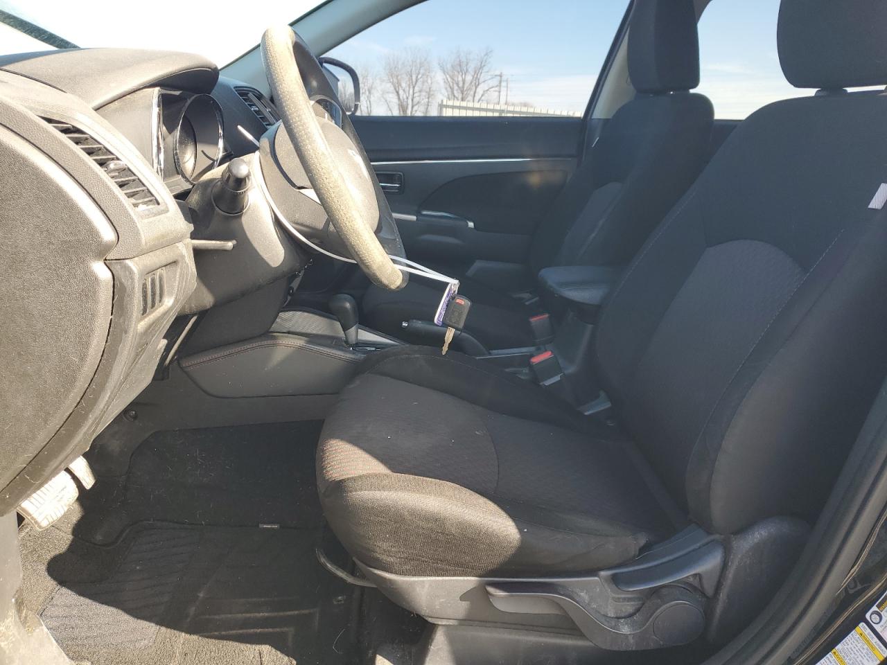 2018 Mitsubishi Outlander - Image 7