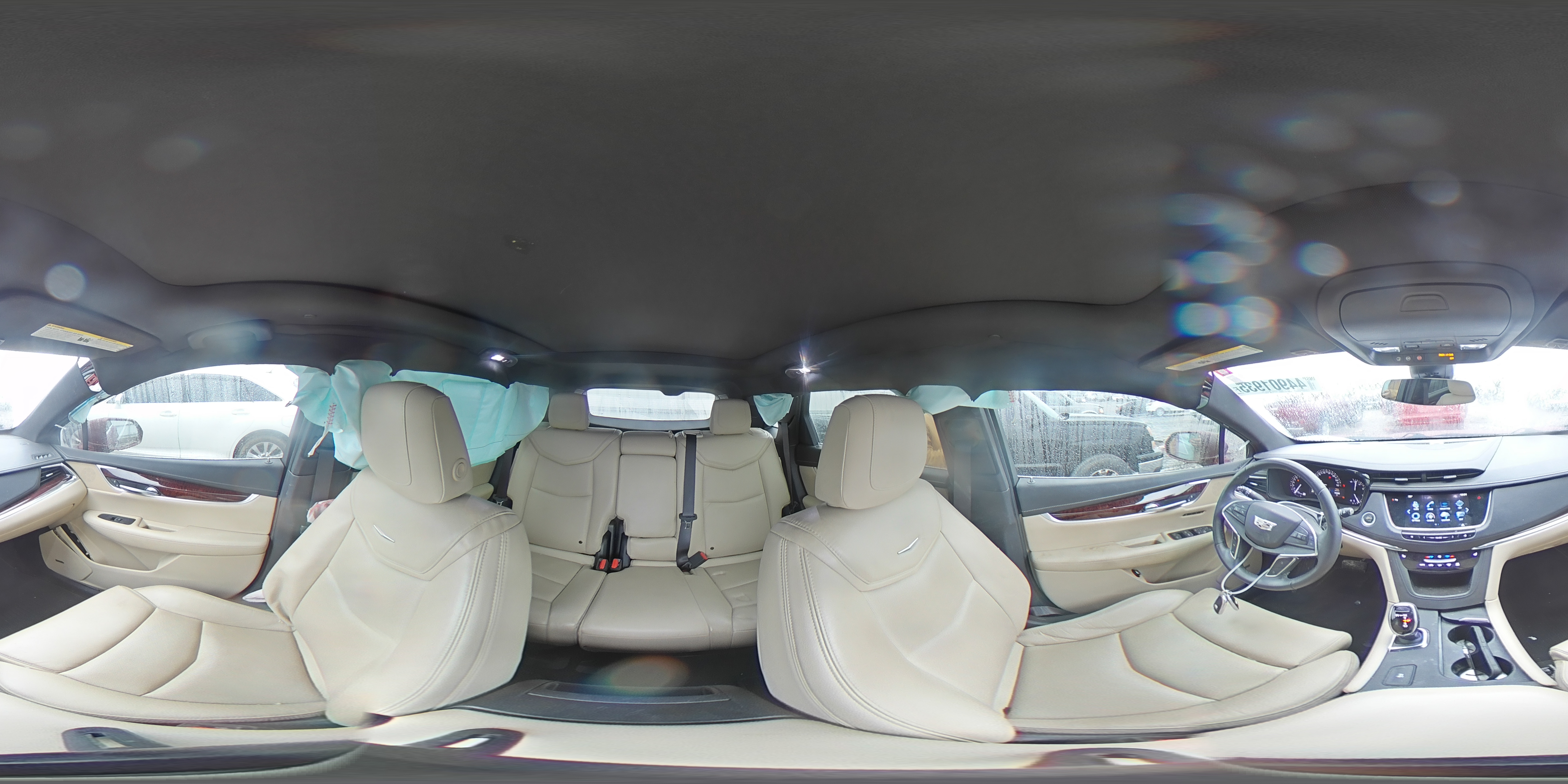 2017 Cadillac XT5 - Image 13
