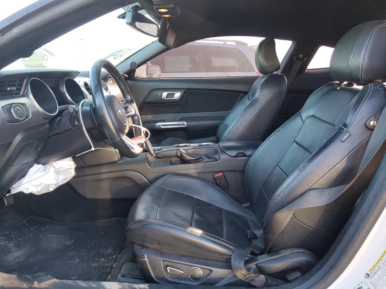 2018 Ford Mustang - Image 7