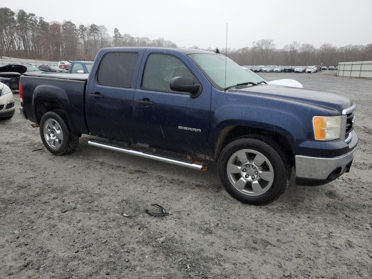 2010 GMC Sierra - Image 4