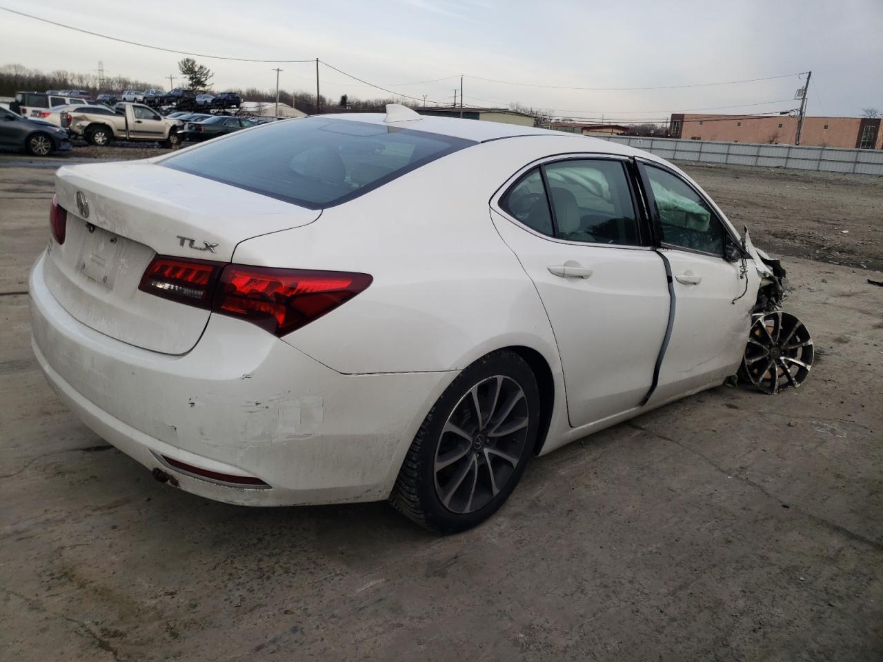 2015 Acura TLX - Image 3