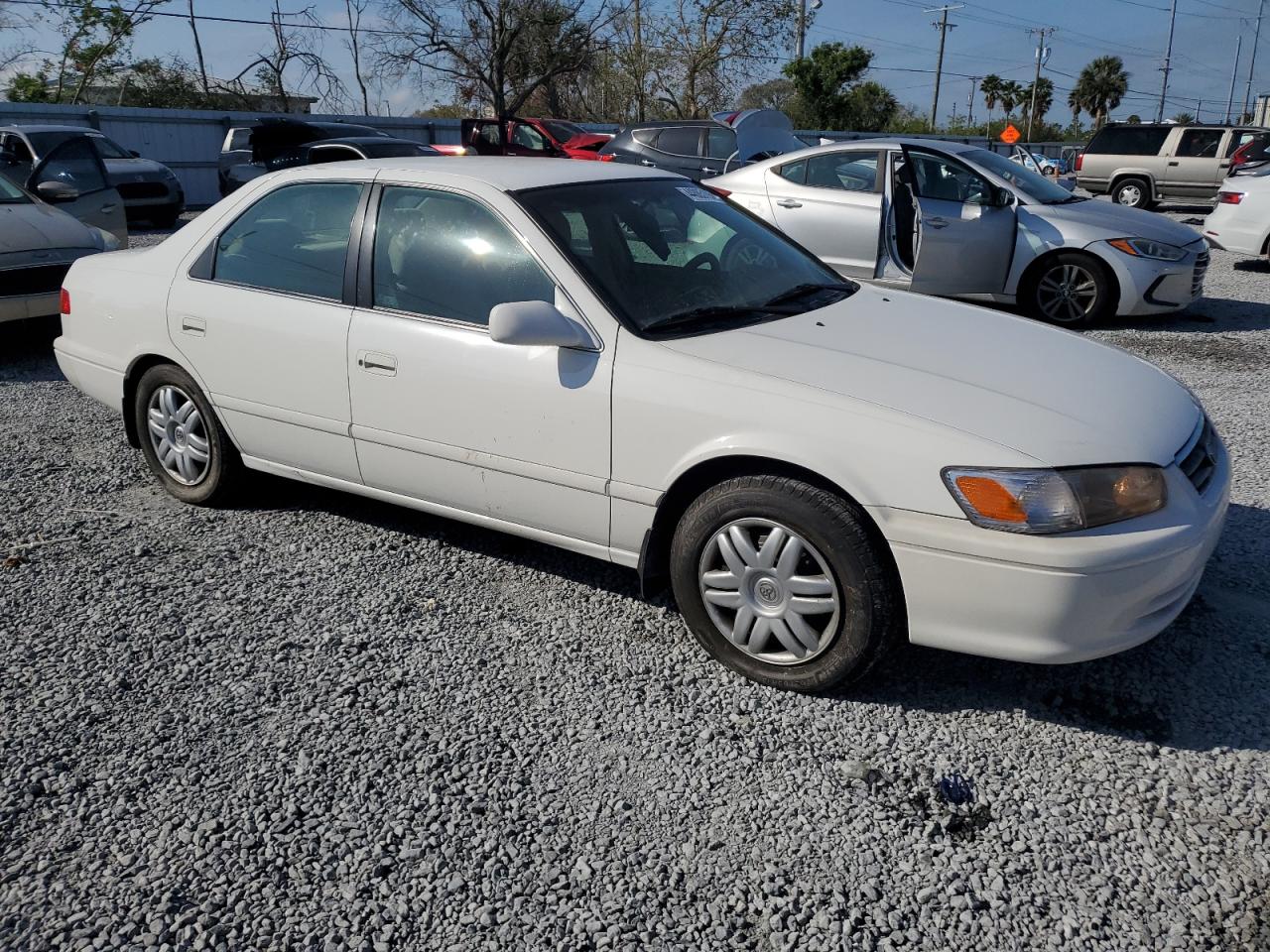 2001 Toyota Camry - Image 4