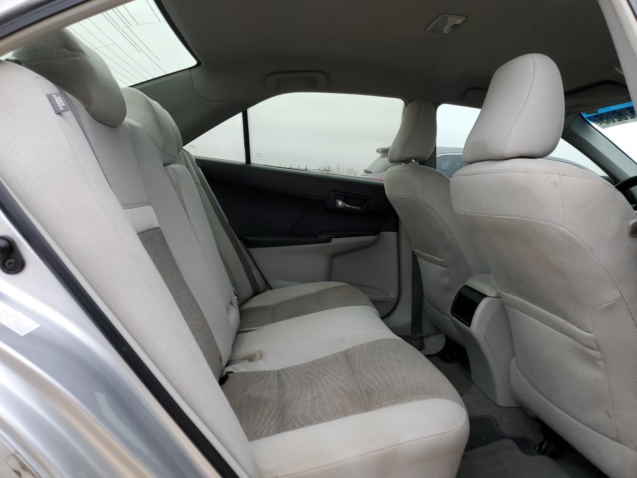2012 Toyota Camry - Image 10