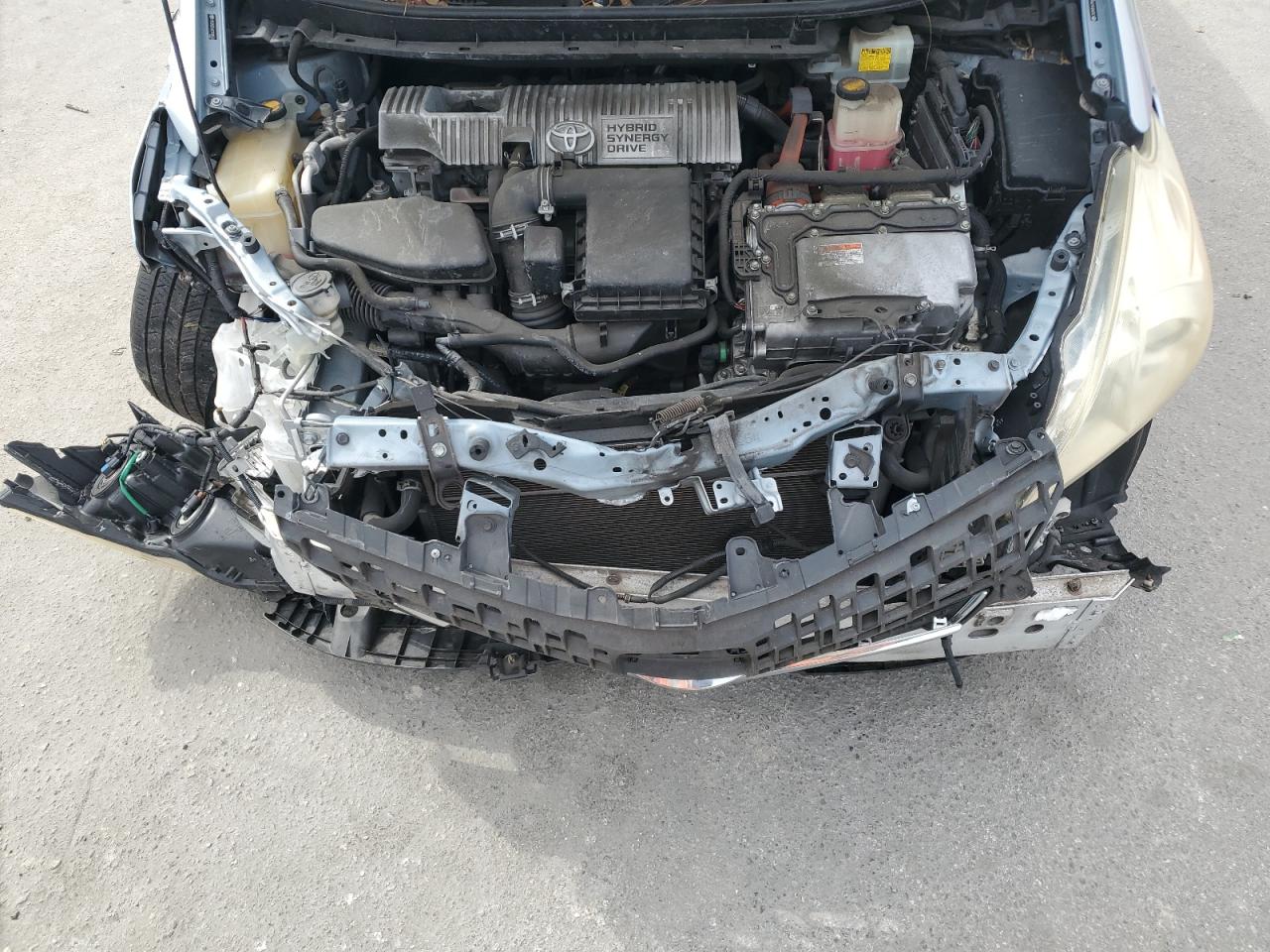 2012 Toyota Prius - Image 12