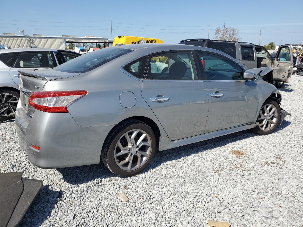 2014 Nissan Sentra - Image 3