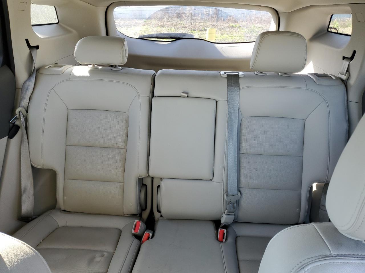 2018 GMC Terrain - Image 10