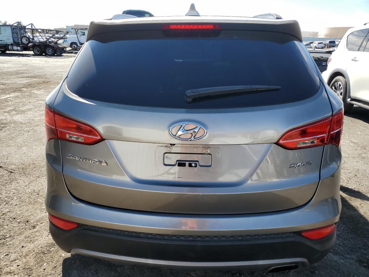 2014 Hyundai Santa Fe - Image 6