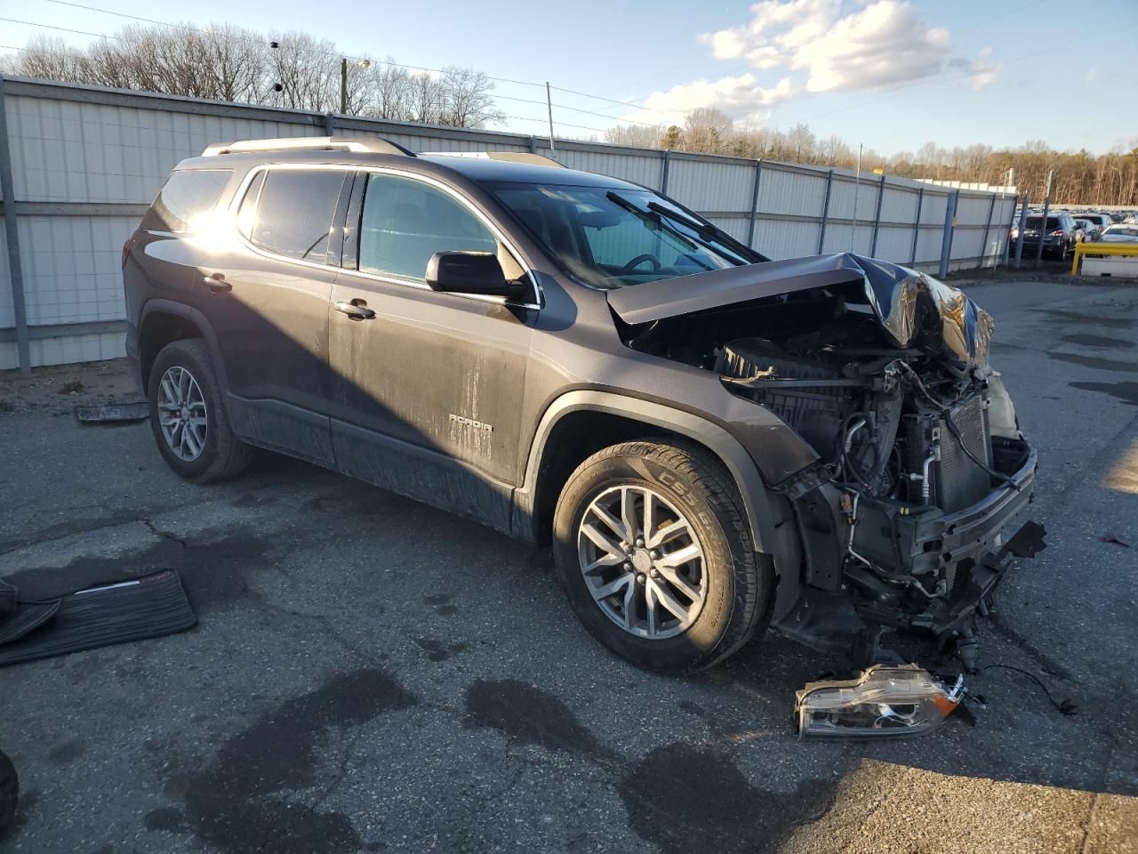 2018 GMC Acadia - Image 4