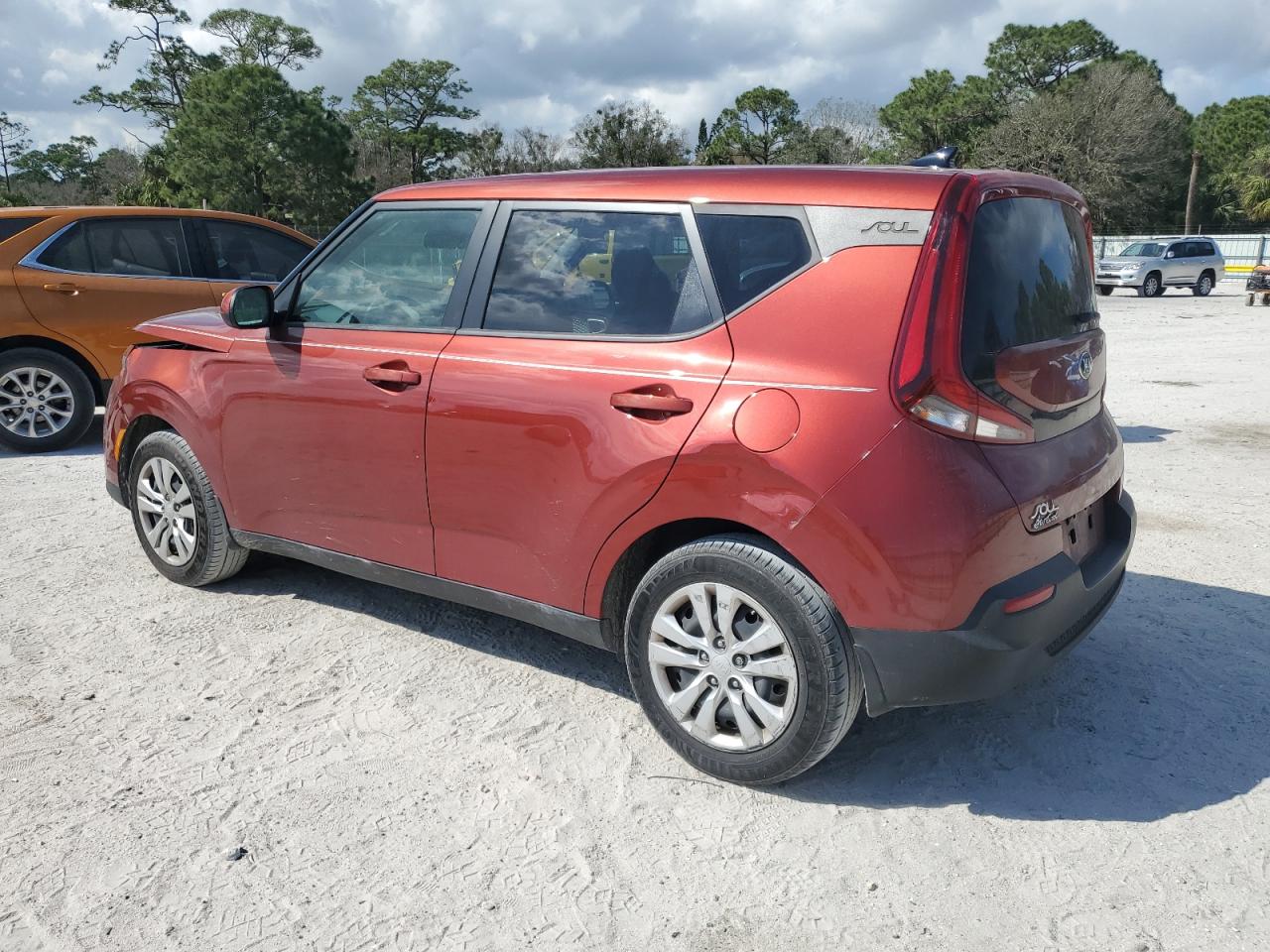 2020 Kia Soul - Image 2